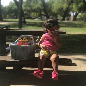 Meet your Posher, Lisa